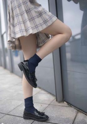 老赵抱着媛媛做饭电影_欧美成人在线