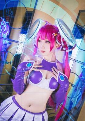 美女操操_高清免费全集观看